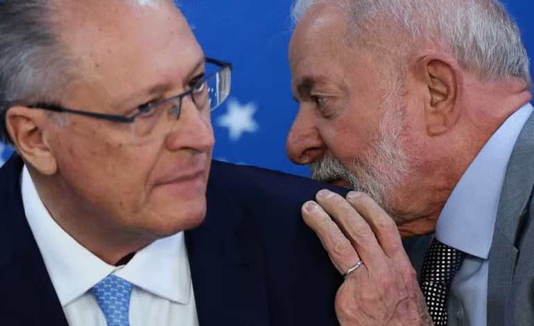 Lula e Alckmin discutem plano para conter impacto de tarifa de 50% dos EUA