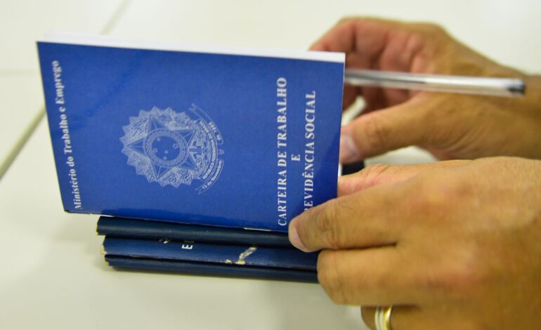 Criação de emprego formal cai em Junho e apresenta o menor saldo desde 2023
