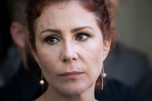 Carla Zambelli ficará presa após decisão das autoridades italianas