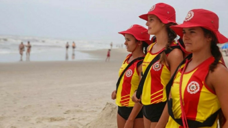 Inscrições para guarda-vidas civis temporários estão abertas até o dia 25 de setembro no Rio Grande do Sul