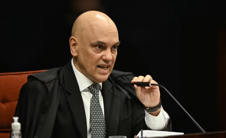 Moraes pede sessão extra no STF para ampliar julgamento de réus da trama golpista