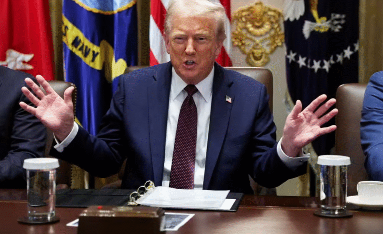 Suprema Corte dos EUA vai analisar legalidade das tarifas impostas por Trump