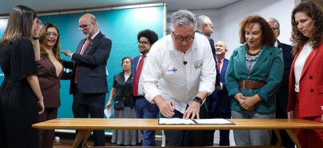 Brasil produzirá vacina contra vírus sincicial respiratório e medicamento para esclerose múltipla