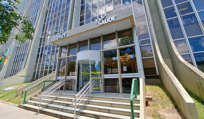 IPE Saúde amplia campanha Outubro Rosa com consultas e exames gratuitos