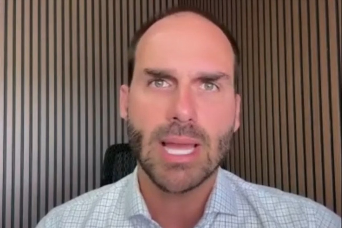 Eduardo sobre 2026: “Com meu pai fora, eu sou candidato à Presidência”