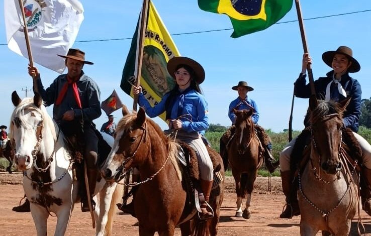 Prefeitura de Entre-Ijuís comunica alteração no horário do desfile