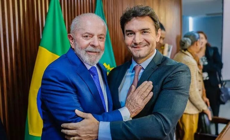 União Brasil dá 24 horas para filiados deixarem cargos no governo Lula