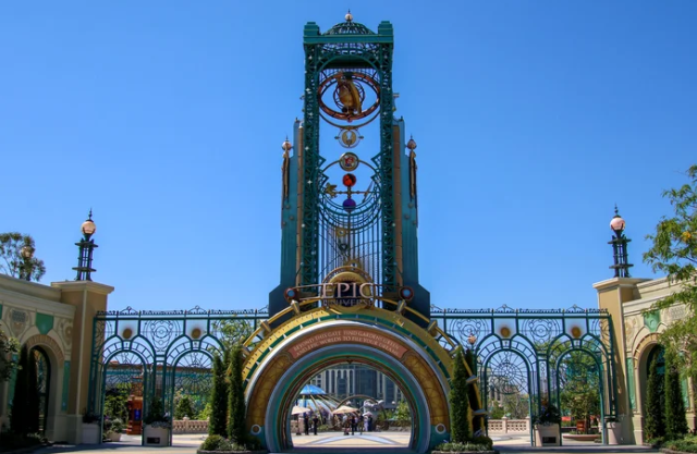 Homem morre após andar em montanha-russa em Orlando