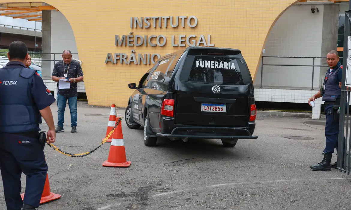 IML já liberou 89 corpos de mortos em megaoperação, diz governo do RJ