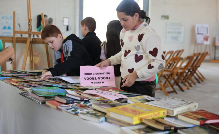 Feira do Livro de Santo Ângelo valoriza a leitura e movimenta a comunidade no Parque da Fenamilho