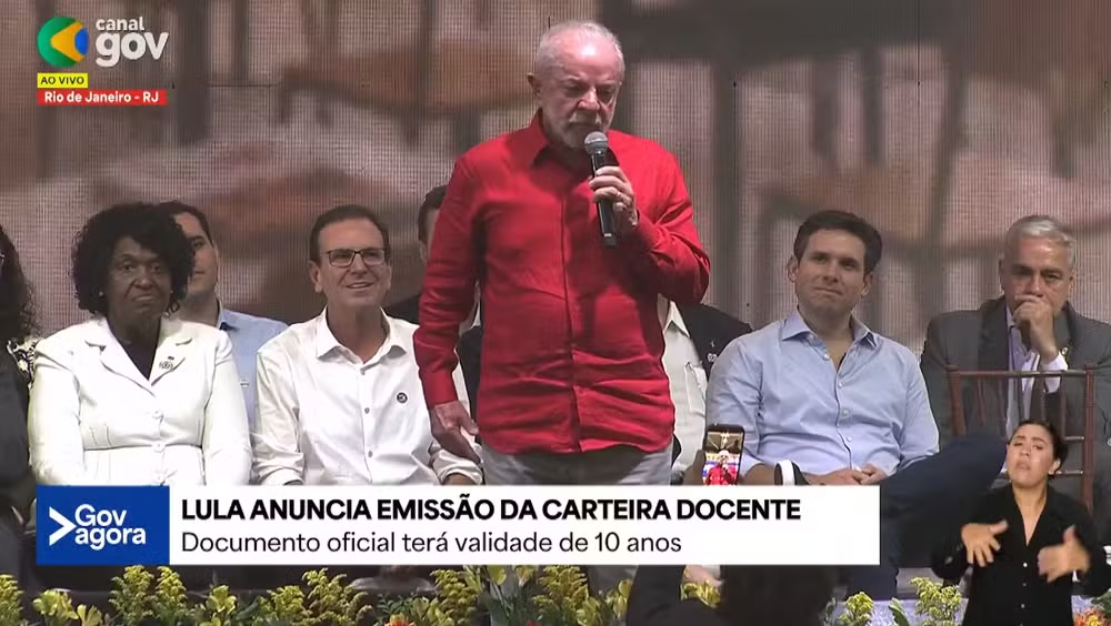 Lula fará reunião com EUA nesta quinta-feira para negociar tarifaço