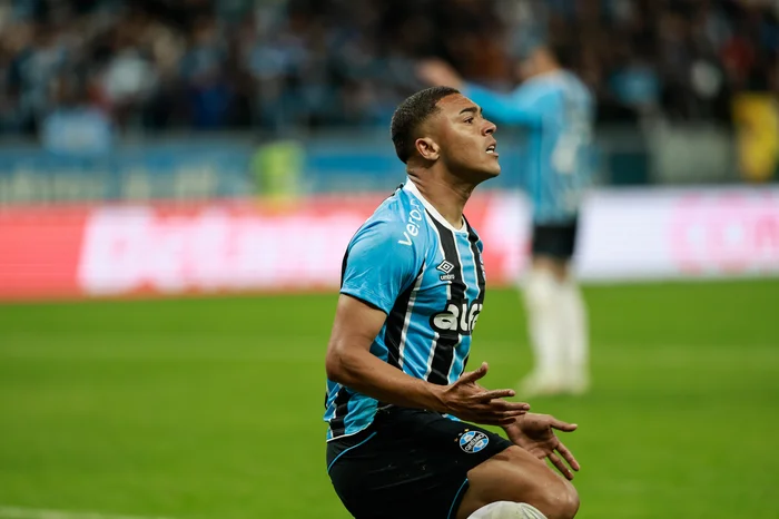 Grêmio recebe o São Paulo na Arena pela 28ª rodada do Brasileirão