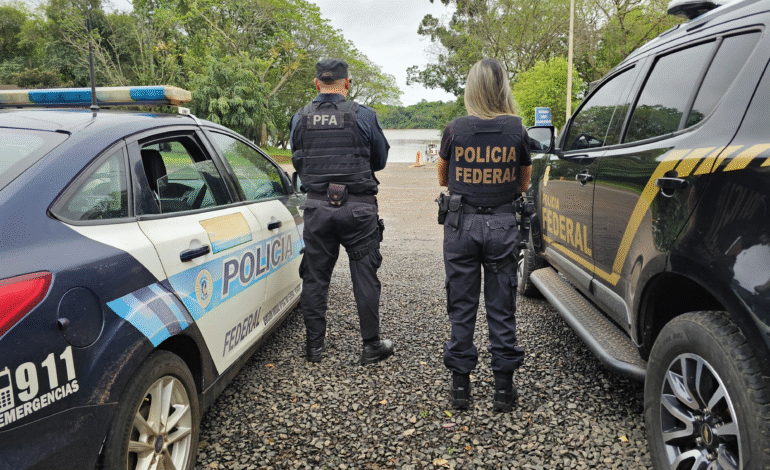 PF extradita cinco argentinos presos por contrabando de grãos no RS