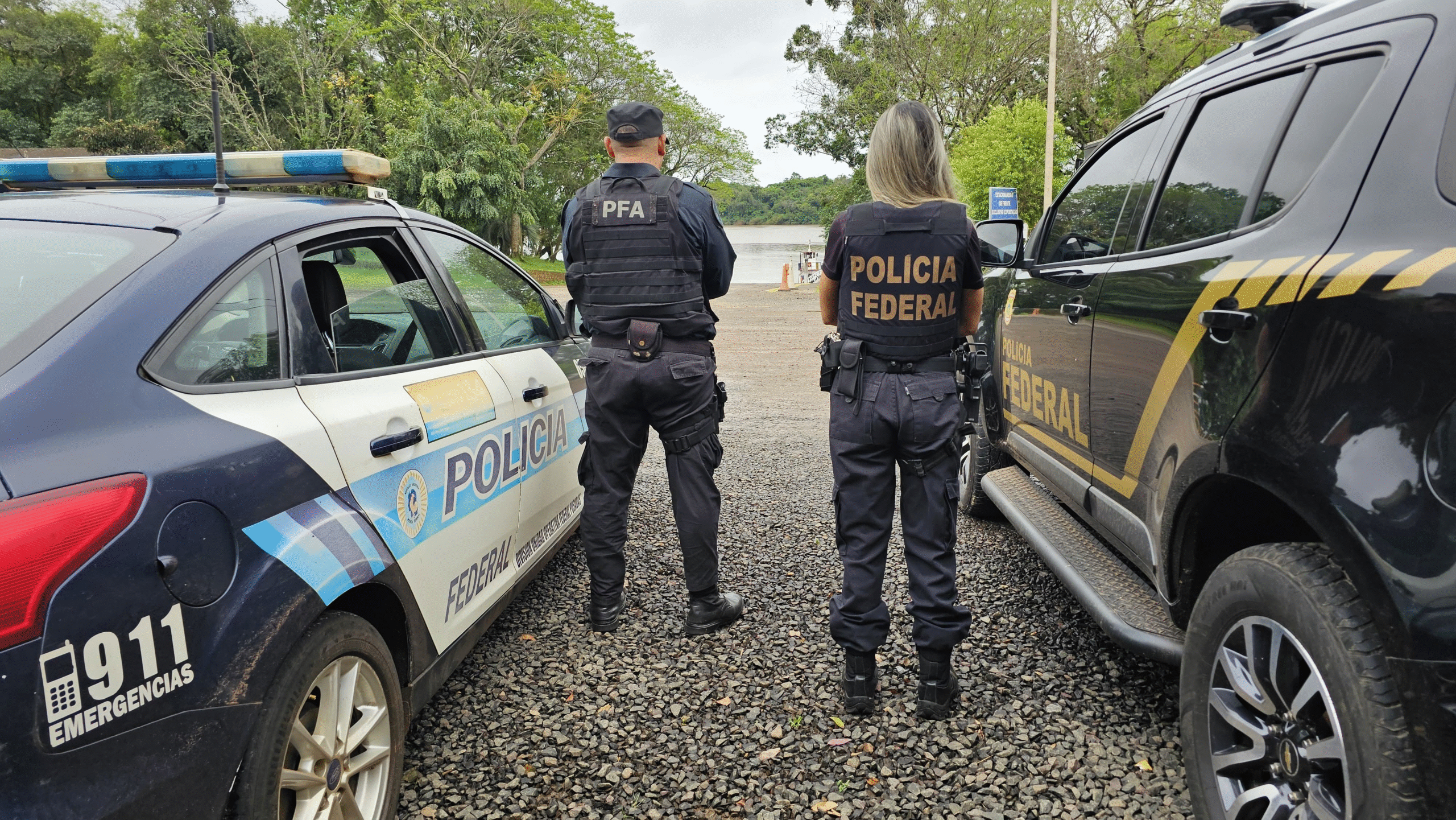 PF extradita cinco argentinos presos por contrabando de grãos no RS