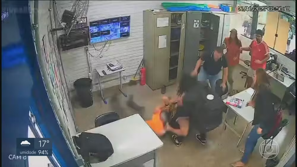 Pai agride professor dentro de escola no DF após filha ser repreendida por usar celular em aula