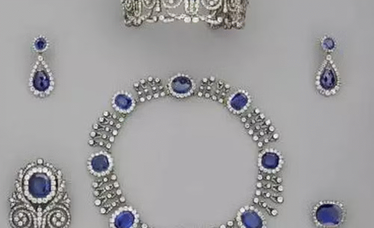 Roubo no Louvre envolve joias que pertenceram à famía imperial do Brasil