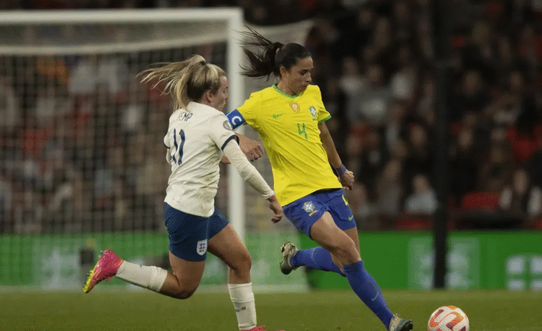 Seleção feminina enfrenta a Inglaterra em amistoso de campeãs