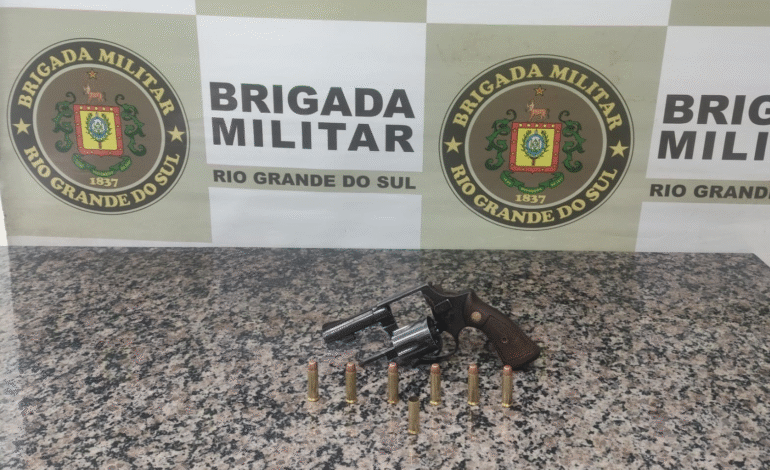 BM realiza prisão por porte ilegal de arma de fogo no interior de Santo Ângelo
