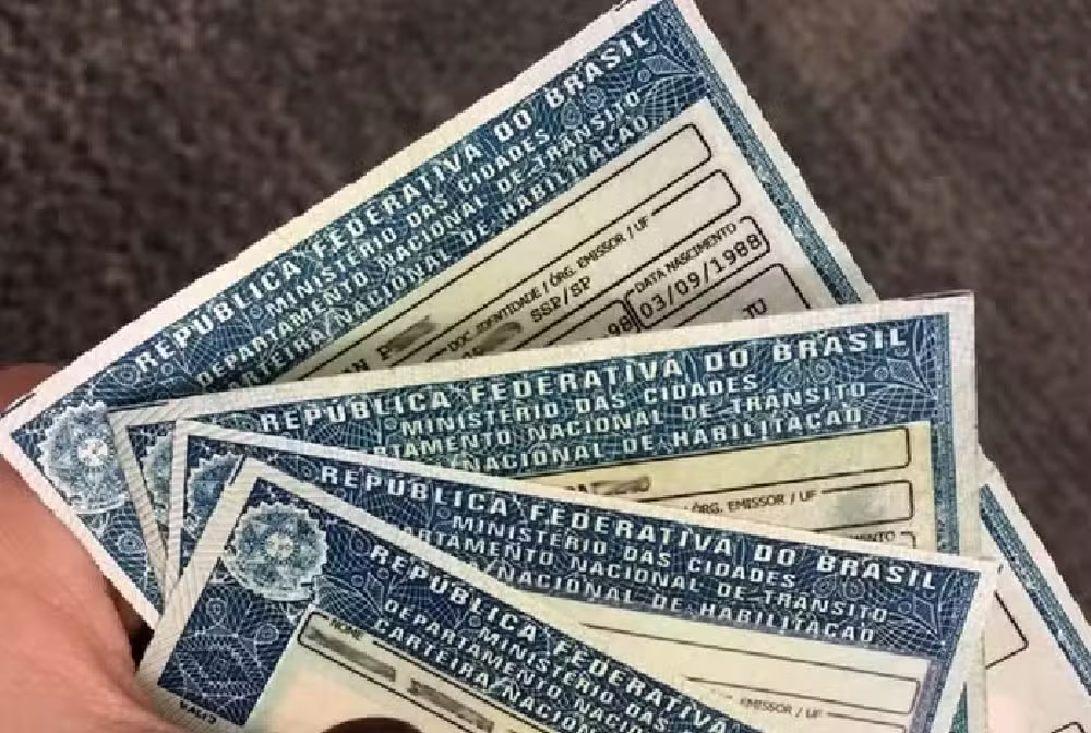 Cursos gratuitos para obtenção da CNH devem começar ainda este ano, diz ministro