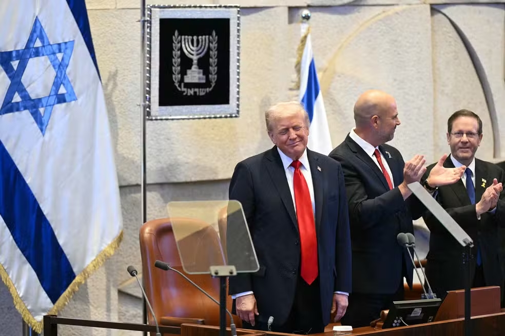 Trump diz no Parlamento de Israel que era ‘de mortes e terror’ acabou no Oriente Médio