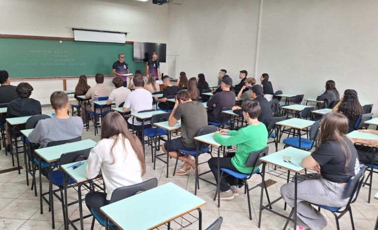 URI Santo Ângelo realiza vestibular com foco em temas relevantes e redação dissertativa