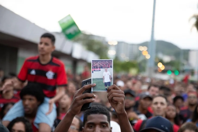 Justiça do Rio de Janeiro absolve todos os réus por incêndio no Ninho do Urubu