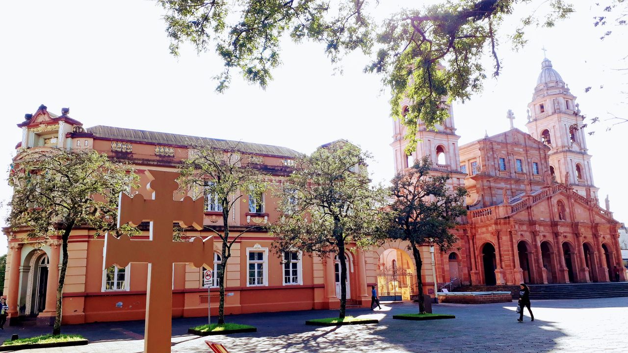 Antes da virada no tempo, sexta-feira será de sol calor no RS