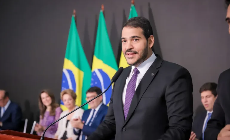 Lula indica Jorge Messias para vaga no Supremo Tribunal Federal