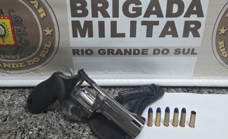 BM prende dupla por disparo de arma, incêndio e ameaça em Entre-Ijuís