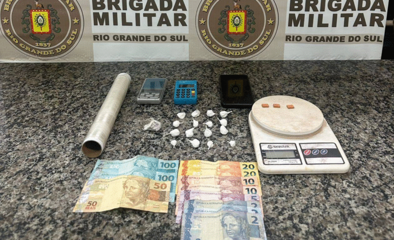 Brigada Militar prende dois suspeitos por tráfico de drogas em Santo Ângelo