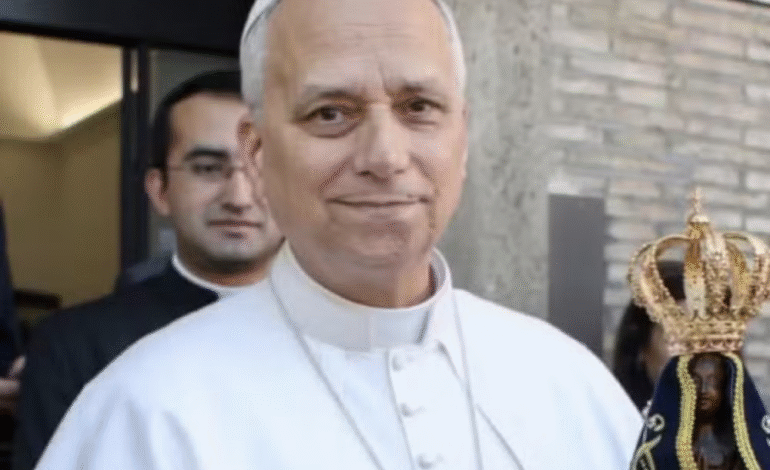 Papa Leão XIV reforça que apenas Jesus é o Salvador e orienta fiéis sobre limites na veneração a Maria