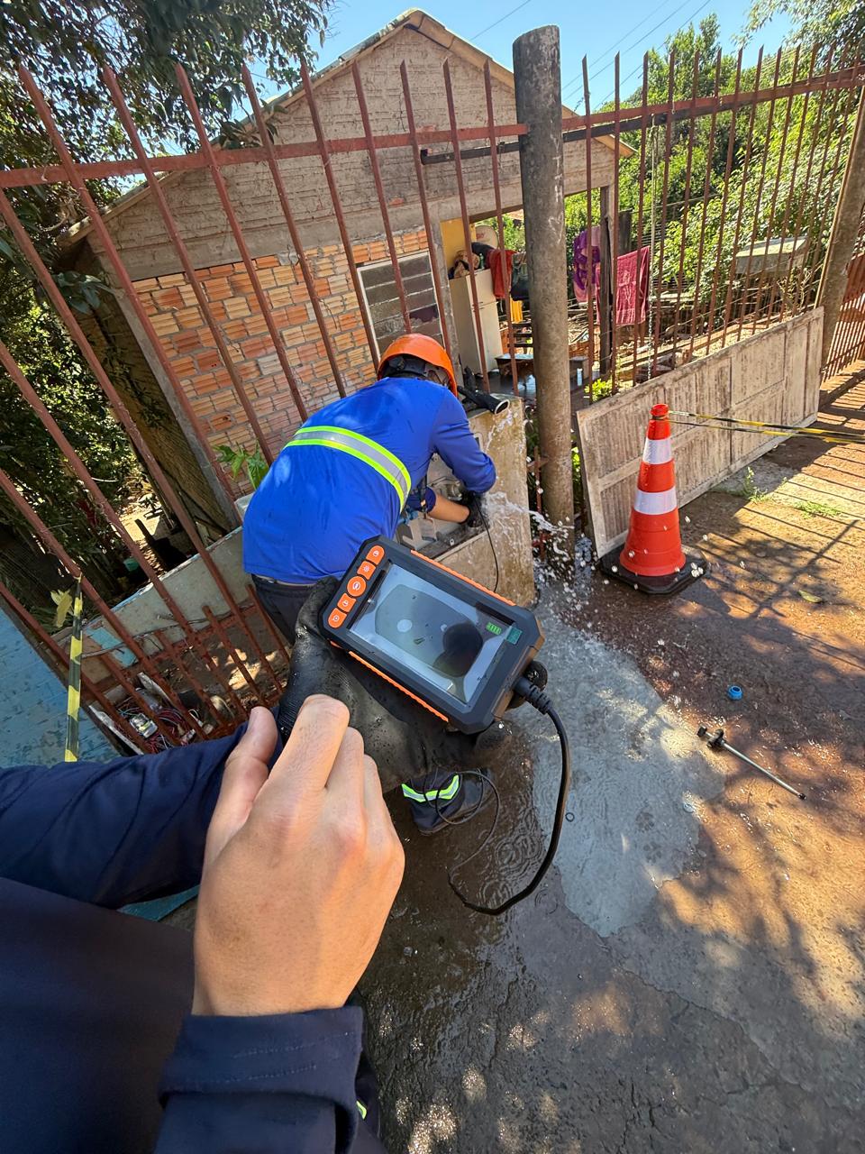 Santo Ângelo é a primeira cidade da Corsan a usar câmera endoscópica para identificar fraudes na rede de água