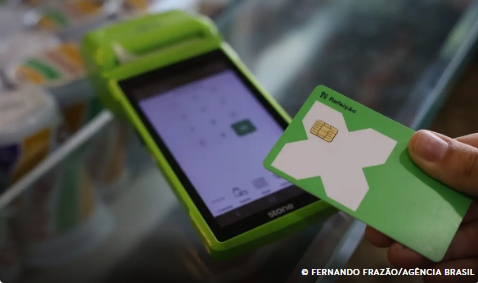 Redes têm um ano para liberar bandeiras no vale-refeição e alimentação