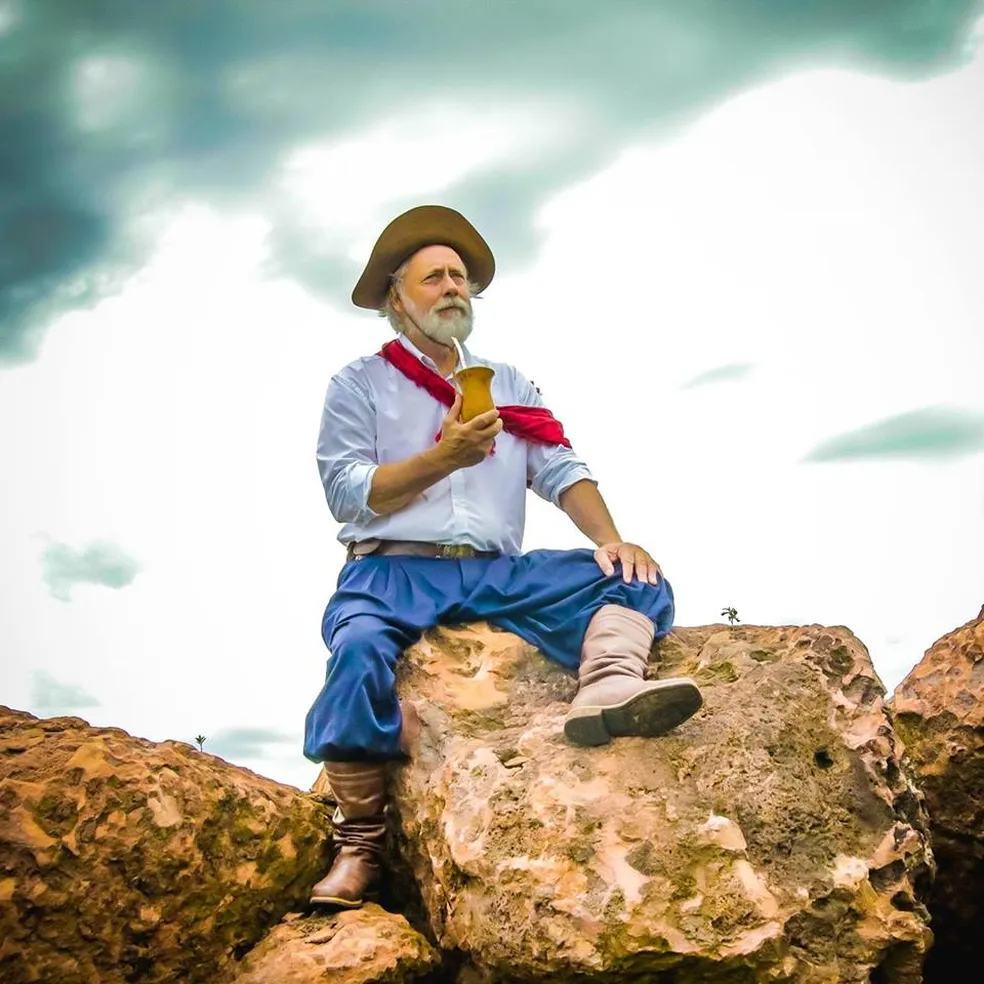 Mano Lima, um dos cantores mais ‘raiz’ da música gaúcha, anuncia que vai gravar rock