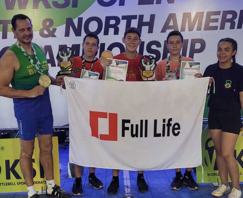Atletas Santo-angelenses conquistam vagas para o Mundial de Kettlebell Sport na Moldávia 2026