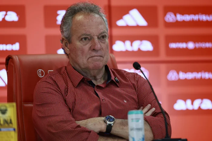 Abel Braga pede desculpas após fala homofóbica em apresentação no Internacional