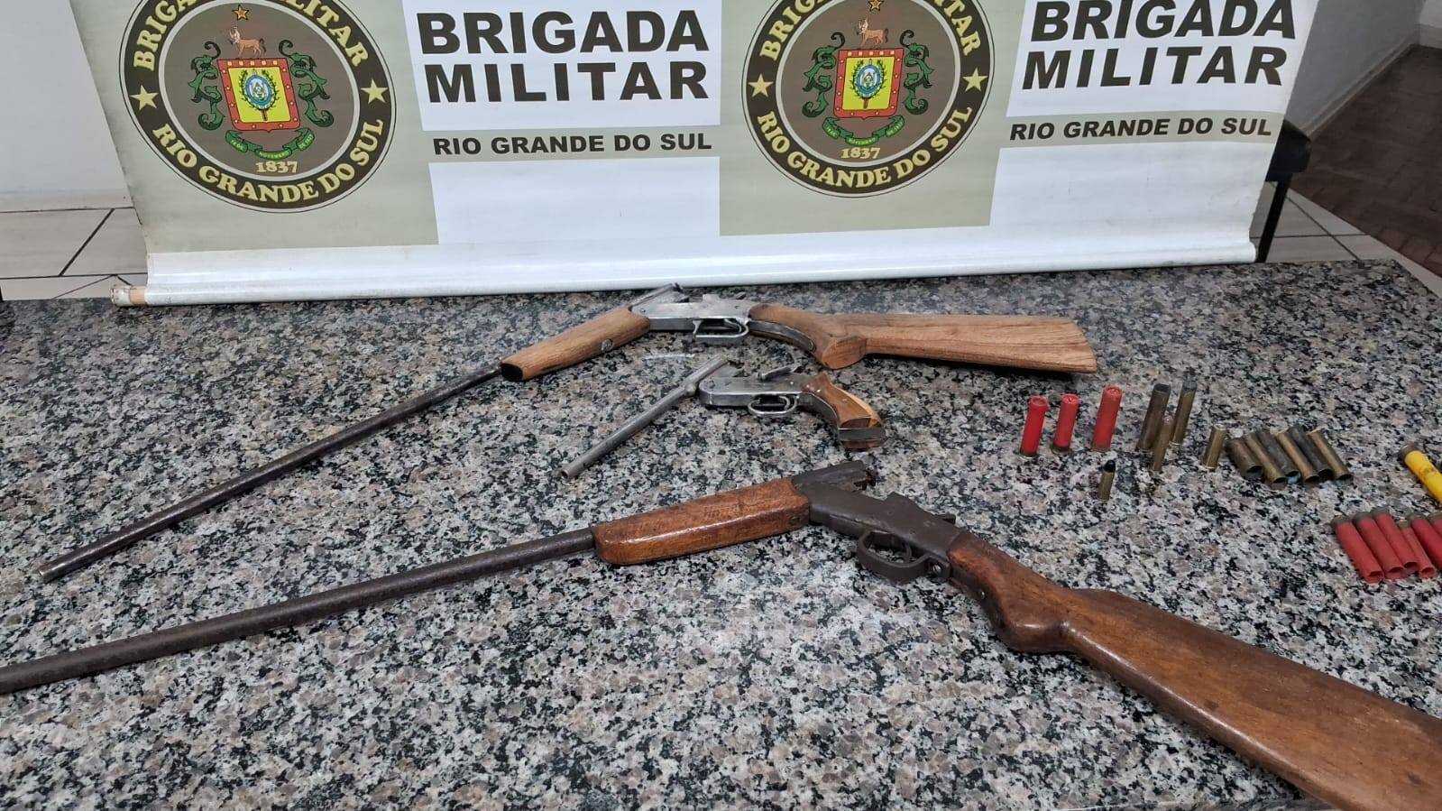 BM prende dois homens por posse de arma de fogo em Santo Ângelo