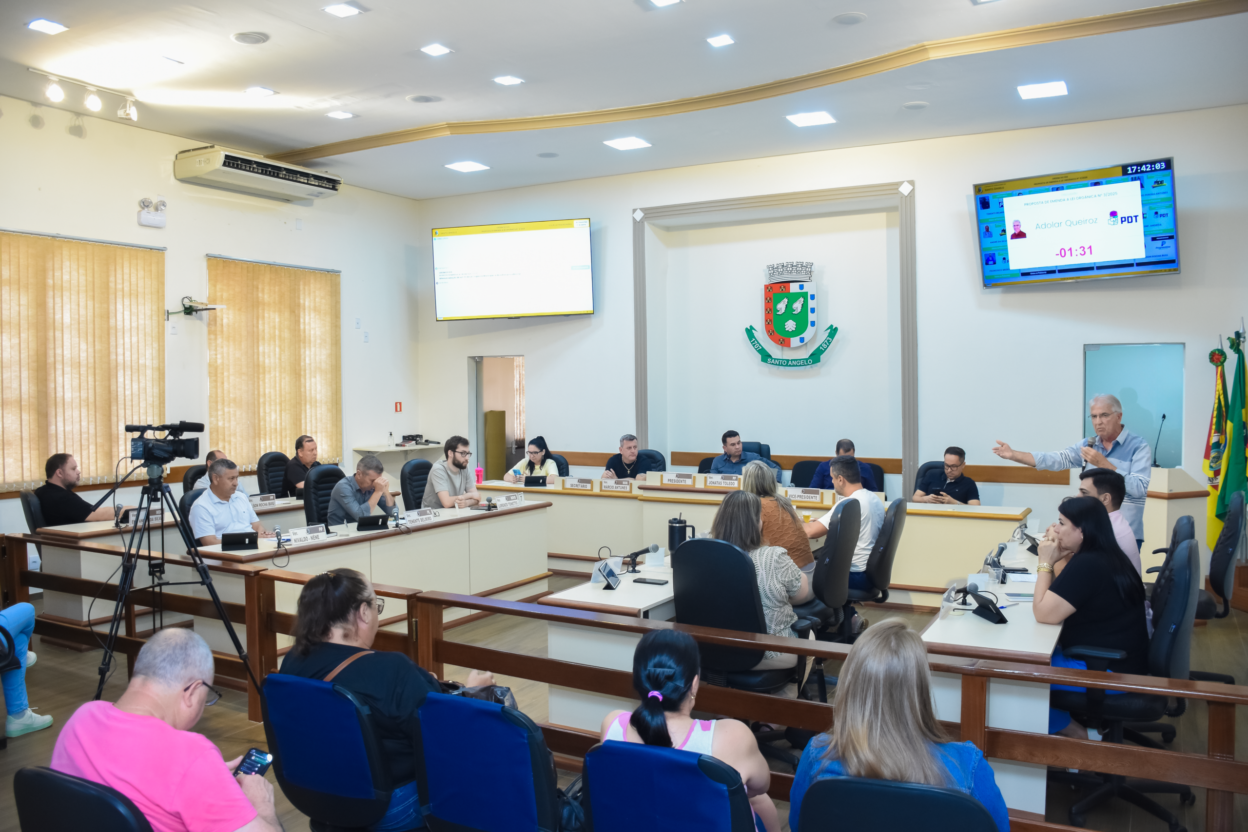 Comentário polêmico causa reviravolta e rejeição de reforma da Previdência em Santo Ângelo