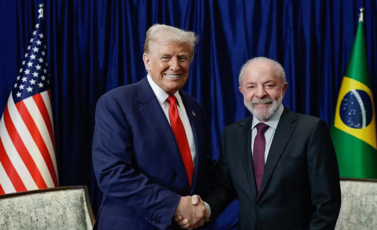 Lula pede avanço rápido na retirada de tarifas dos EUA em telefonema com Trump
