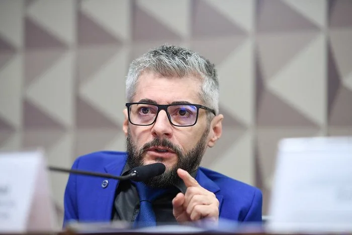 Ministro exonera secretário-executivo da Previdência após operação da PF sobre fraudes no INSS