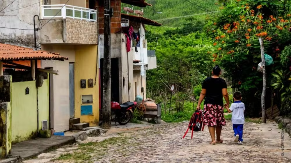 Brasil registra menores índices de pobreza desde 2012, aponta IBGE