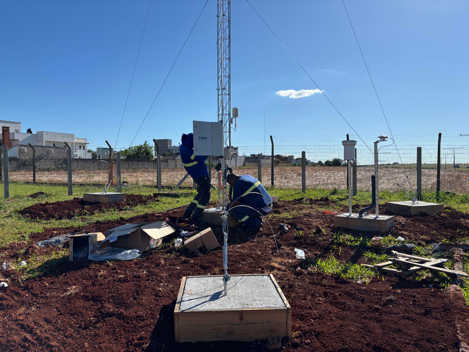 URI recebe moderna Estação Meteorológica do INMET