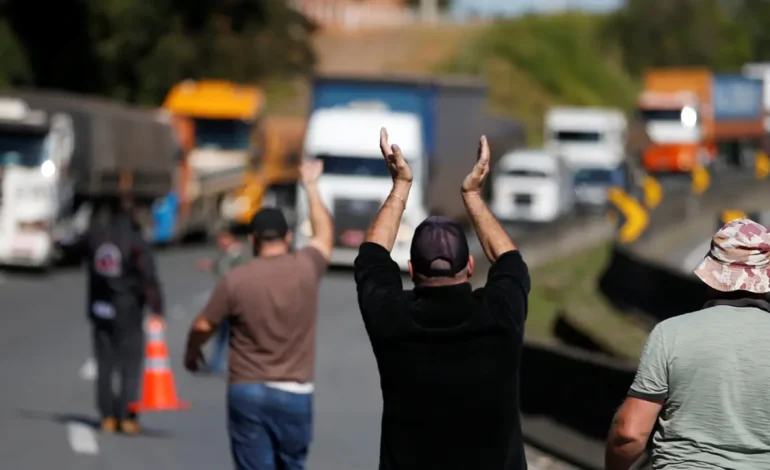 Greve de caminhoneiros está marcada para quinta-feira; veja o que se sabe