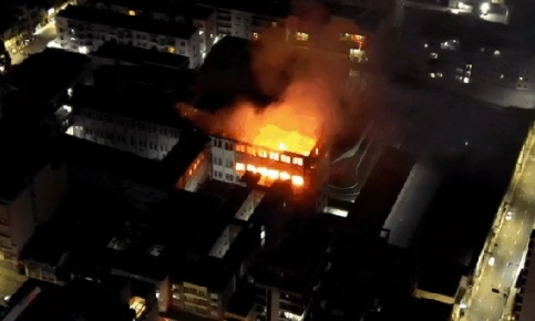 Após mais de três horas, Bombeiros controlam incêndio no Colégio Marista