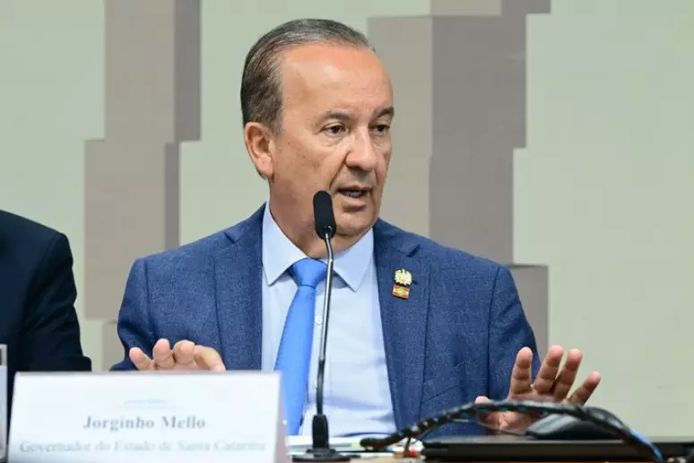 Santa Catarina proíbe cotas para alunos negros e trans em universidades estaduais