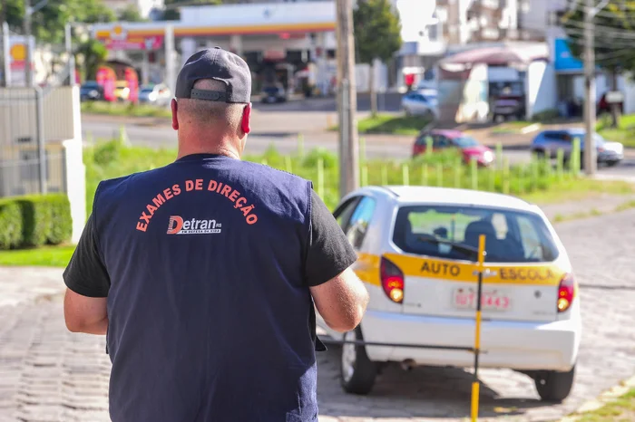 Prova prática da CNH terá aumento no limite de pontos; entenda como vai funcionar no RS