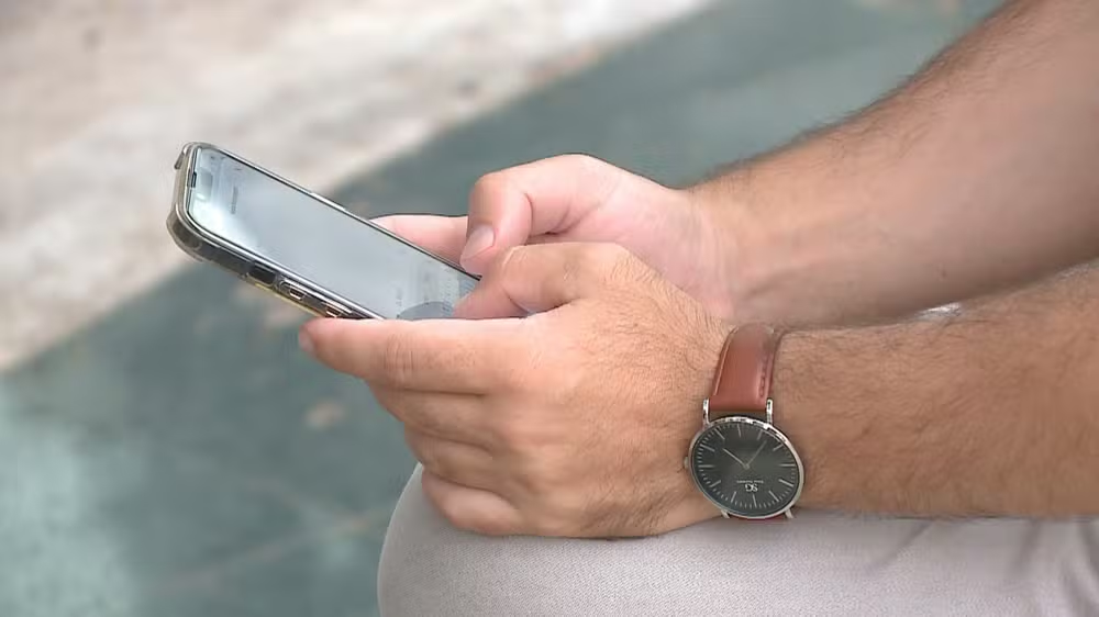 Golpe por mensagens causa prejuízo de quase R$ 800 mil no RS