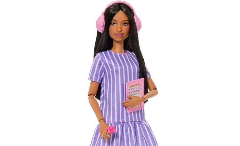 Mattel lança primeira Barbie com transtorno do espectro autista
