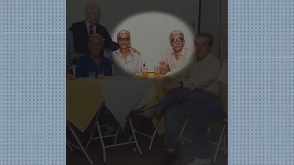 Idoso de 97 anos tem aposentadoria cortada após INSS confundir óbito de irmão gêmeo