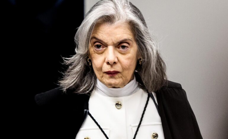 Cármen Lúcia pede eleições “sem pressões internas” e sinaliza desafios com a desinformação e IA